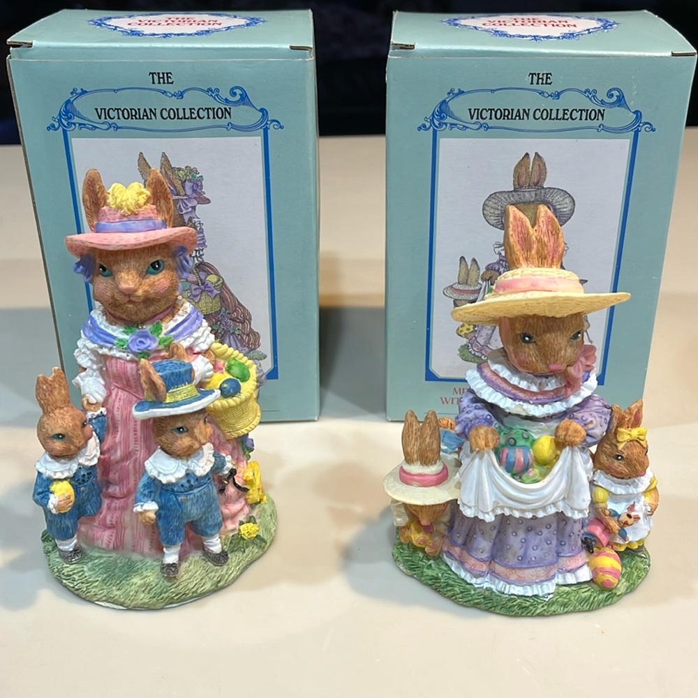 Victorian Collection Rabbit Figurines - Picture 6 of 13